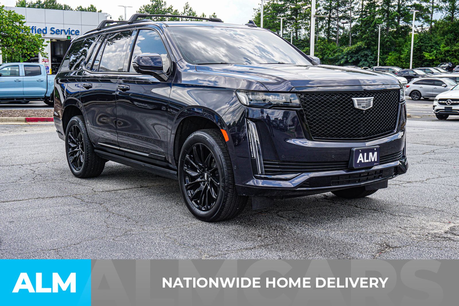 Used 2023 Gray Cadillac Sport Platinum image 5