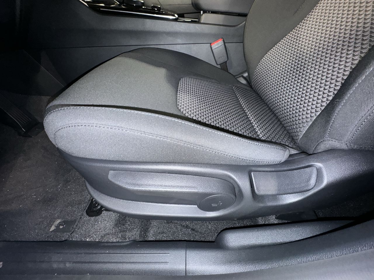 2024 Kia Sportage Hybrid LX photo 15