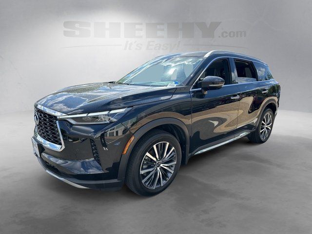 Used 2024 Black INFINITI Sensory image 17