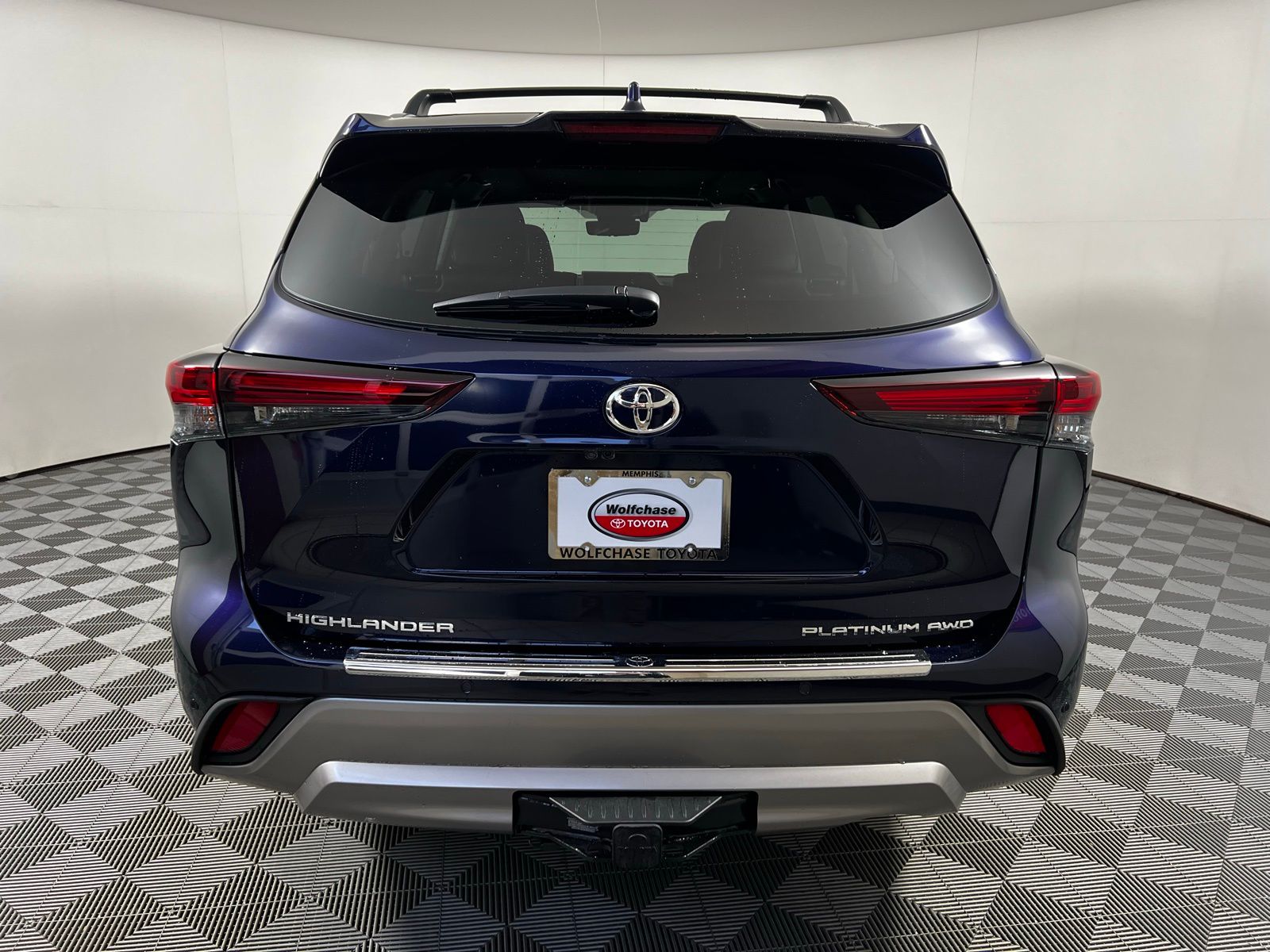 Thumbnail: 2026 Toyota Highlander - 6