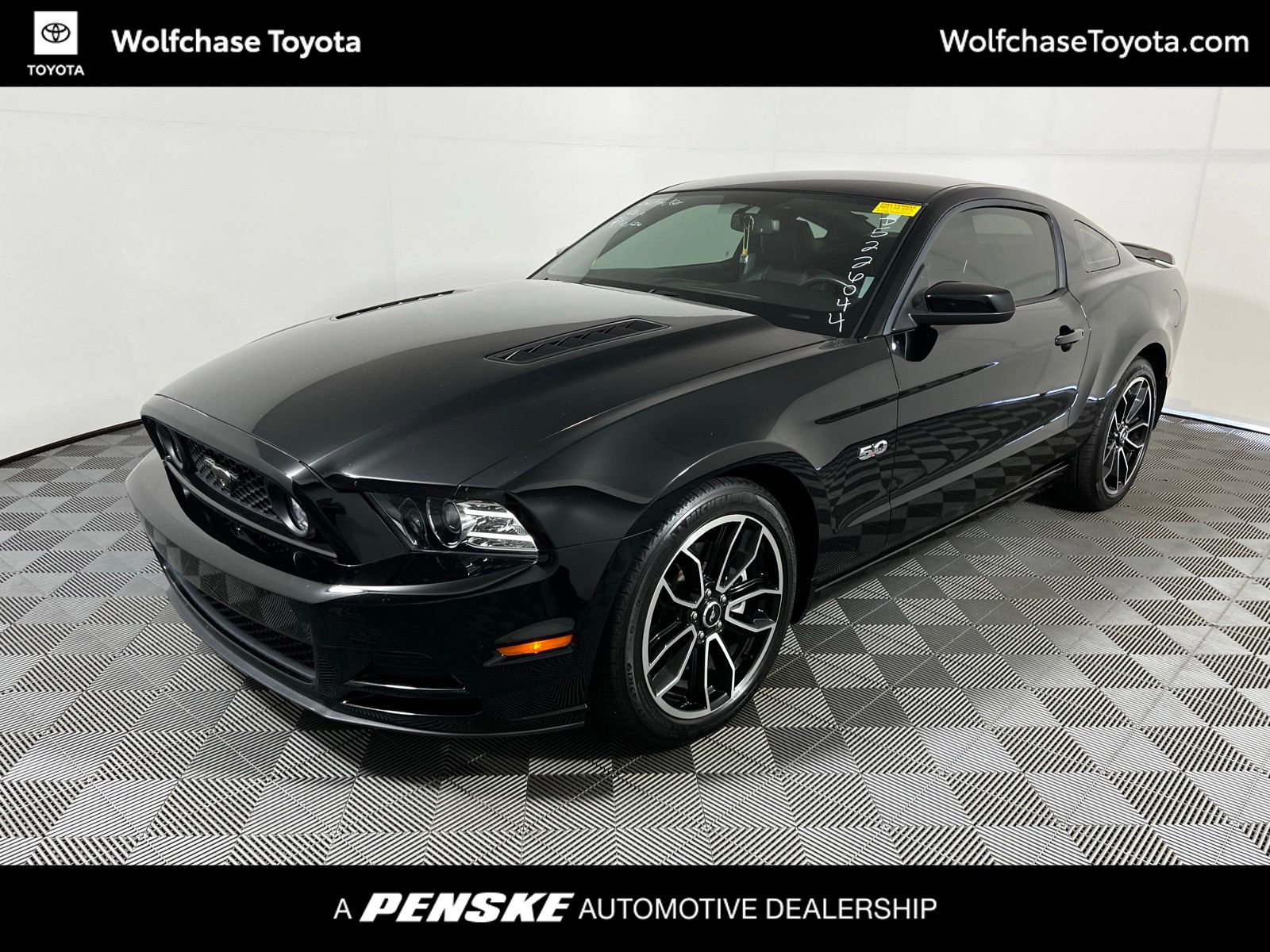 Thumbnail: 2013 Ford Mustang - 1