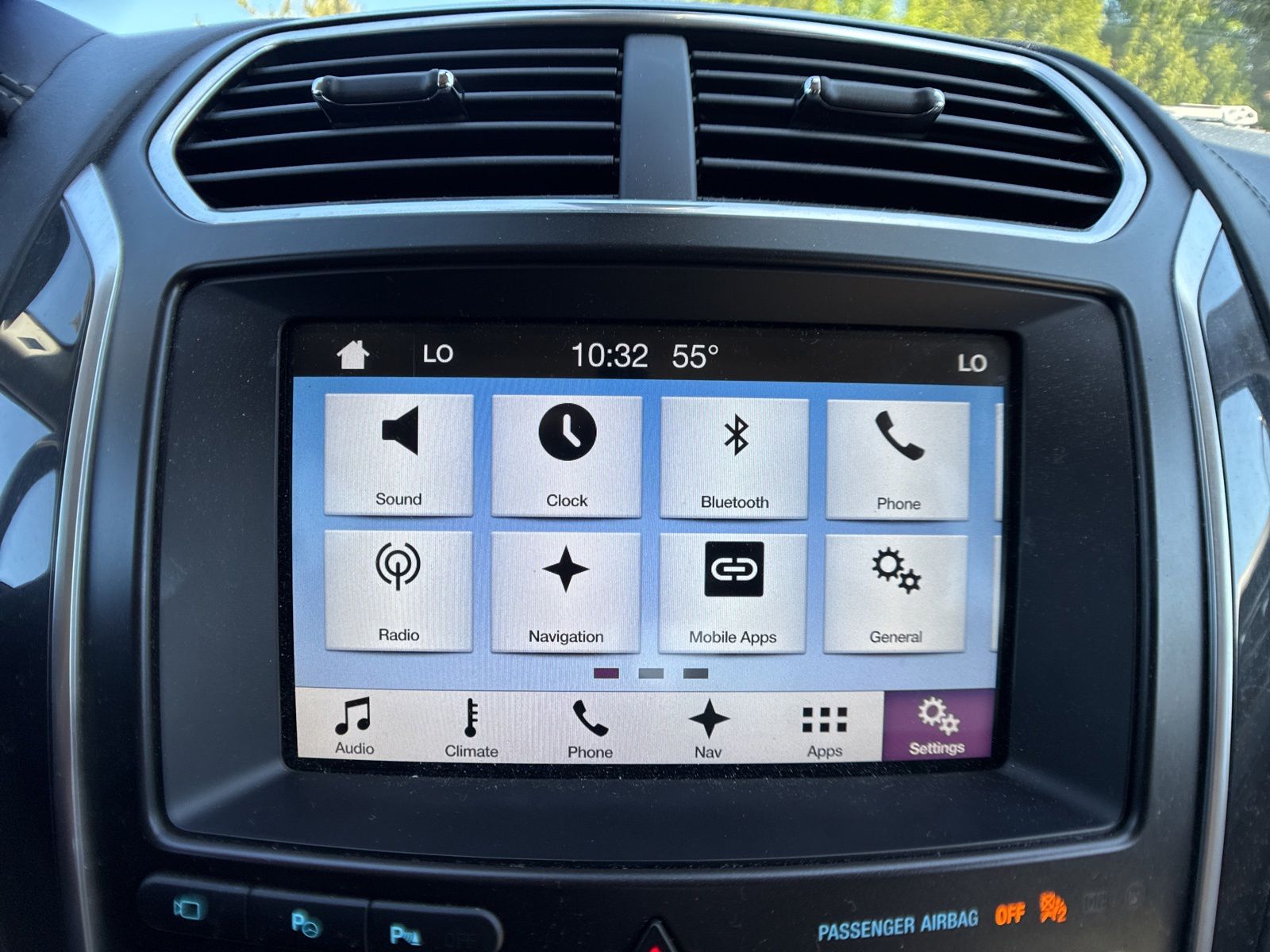 Used 2017 Shadow Black Ford Platinum image 4