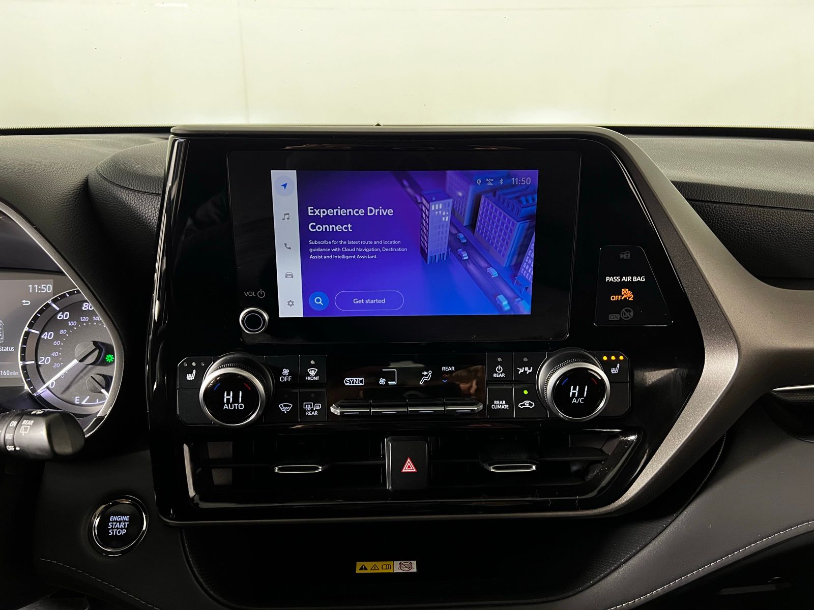 Thumbnail: 2023 Toyota Highlander - 18