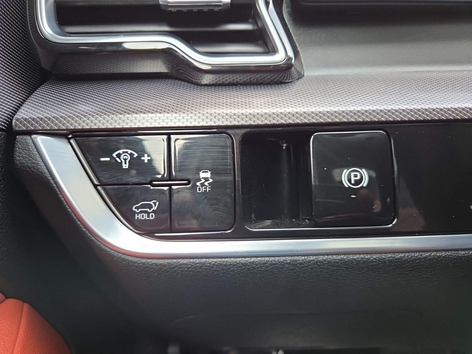 Used 2024 Black Kia SX-Prestige image 33