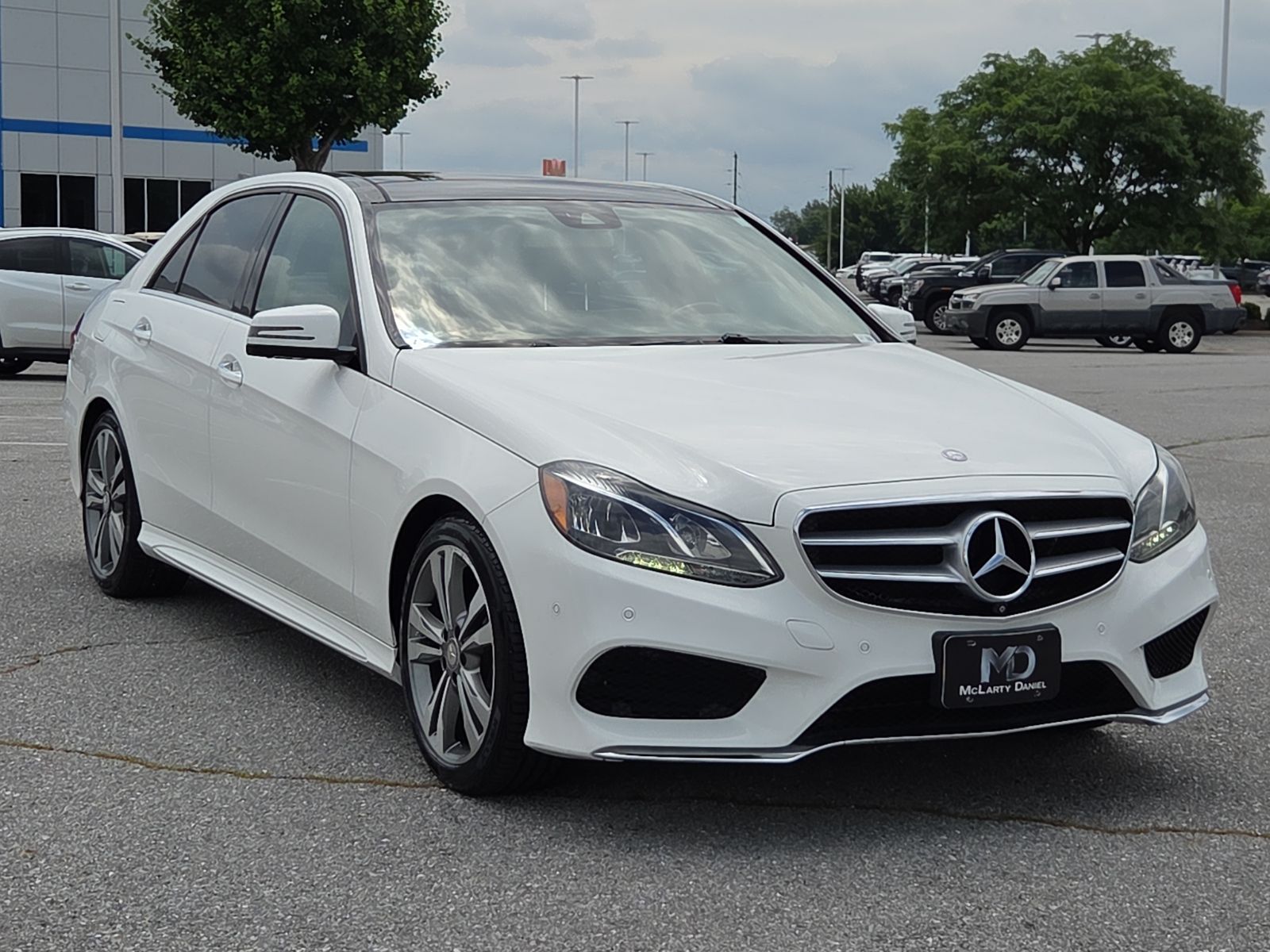 Cashmere 2016 Mercedes-Benz E-Class E 350 Sedan Rear-Wheel Drive 7-Speed Automatic