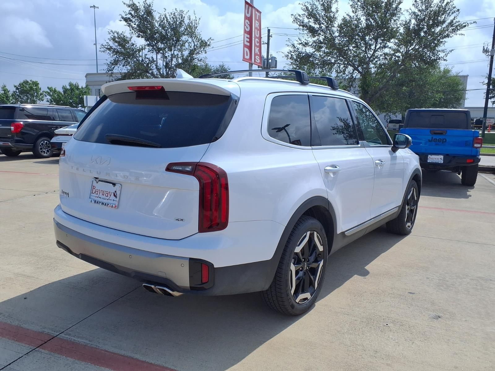 2025 Kia Telluride S - 4
