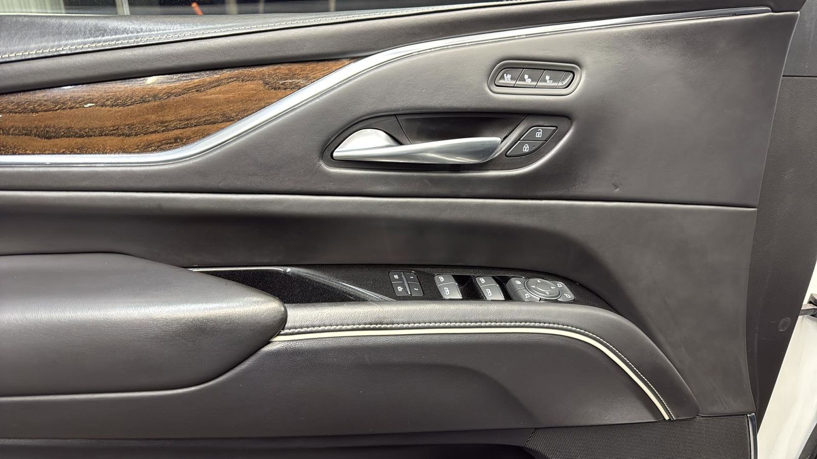 Used Car 2021 Cadillac Escalade  Sport Platinum For Sale Under $50,000 In Austin, Texas