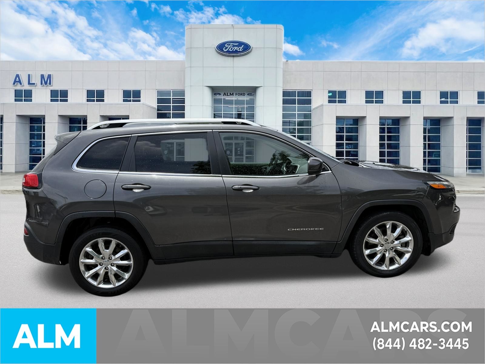 Used 2014 Gray Jeep Limited image 5