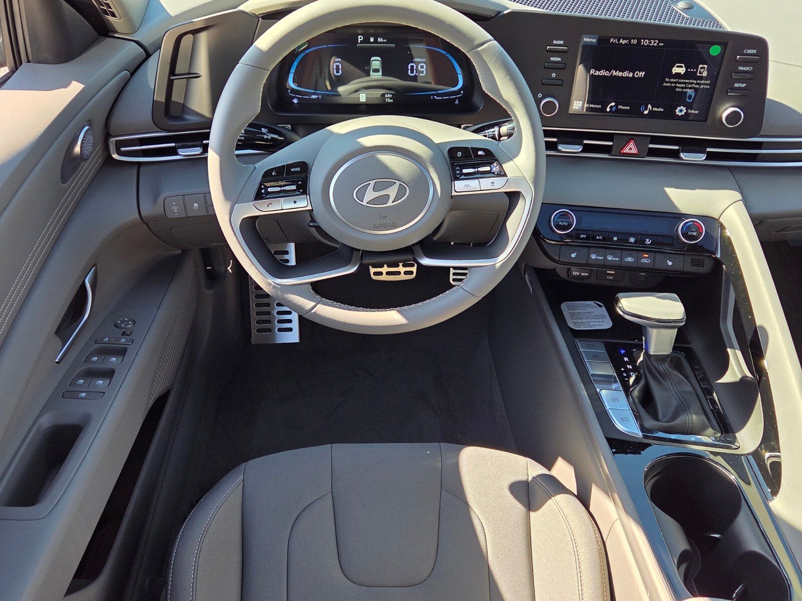 New 2026 Gray HYUNDAI SEL Sport image 7