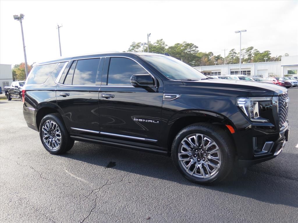 2024 GMC Yukon Denali Ultimate's photo