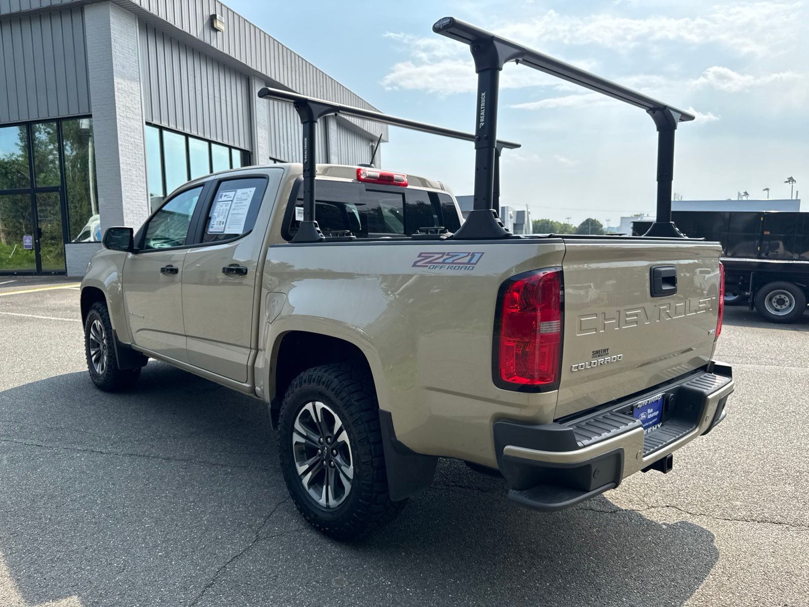 Used 2022 Beige Chevrolet Z71 image 11