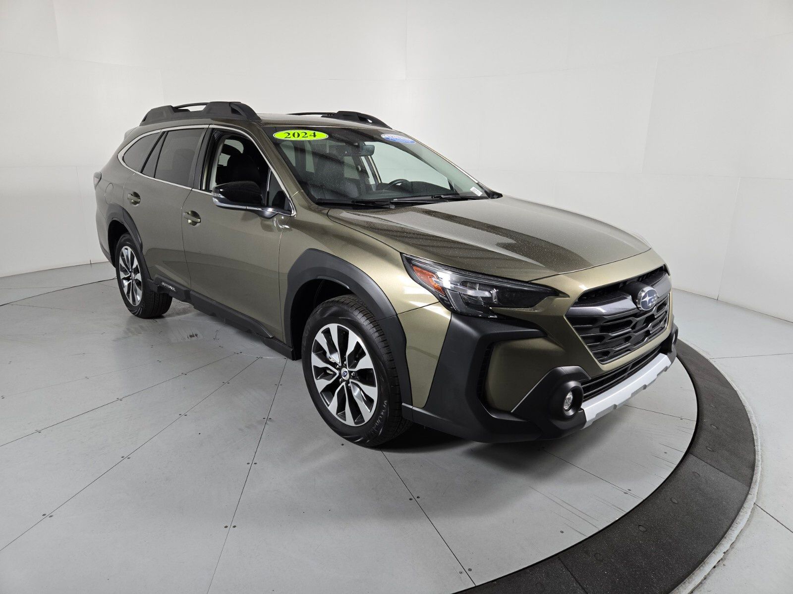 2024 Subaru Outback Limited XT 2