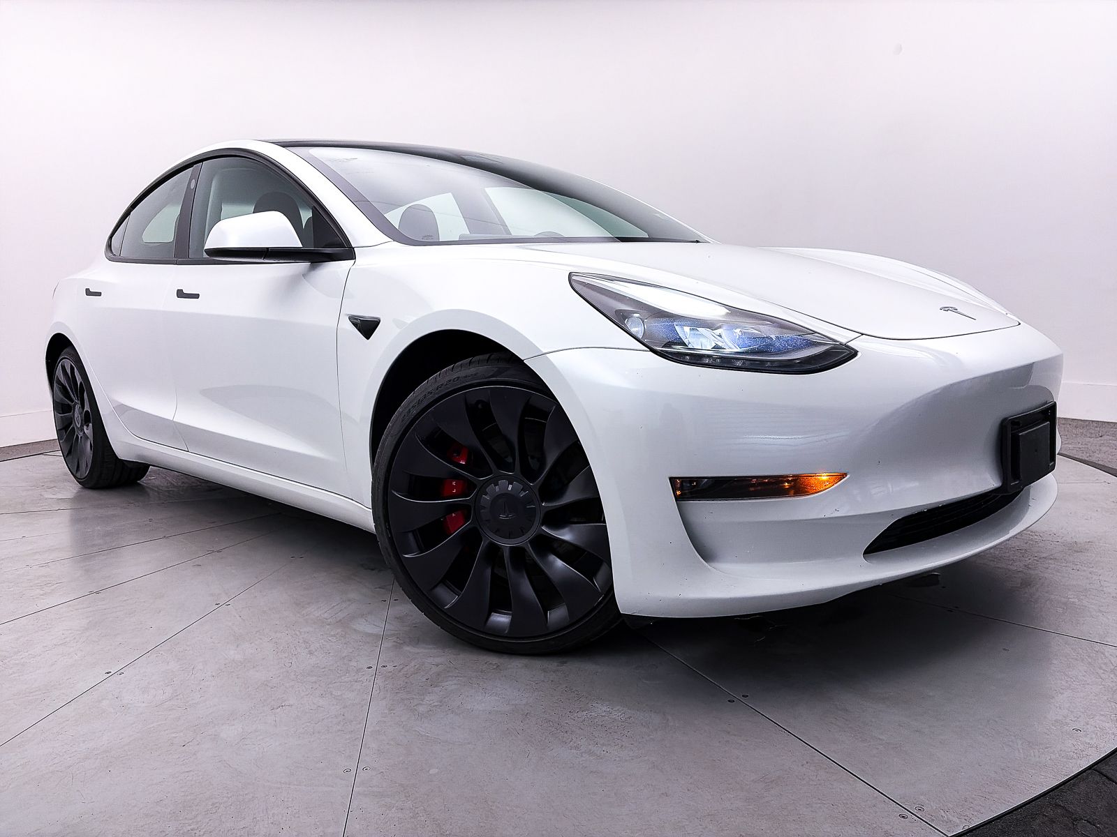 2023 Tesla Model 3 Performance