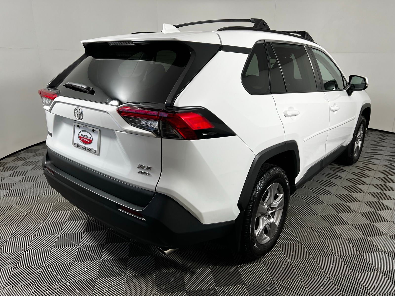 Thumbnail: 2022 Toyota RAV4 - 5