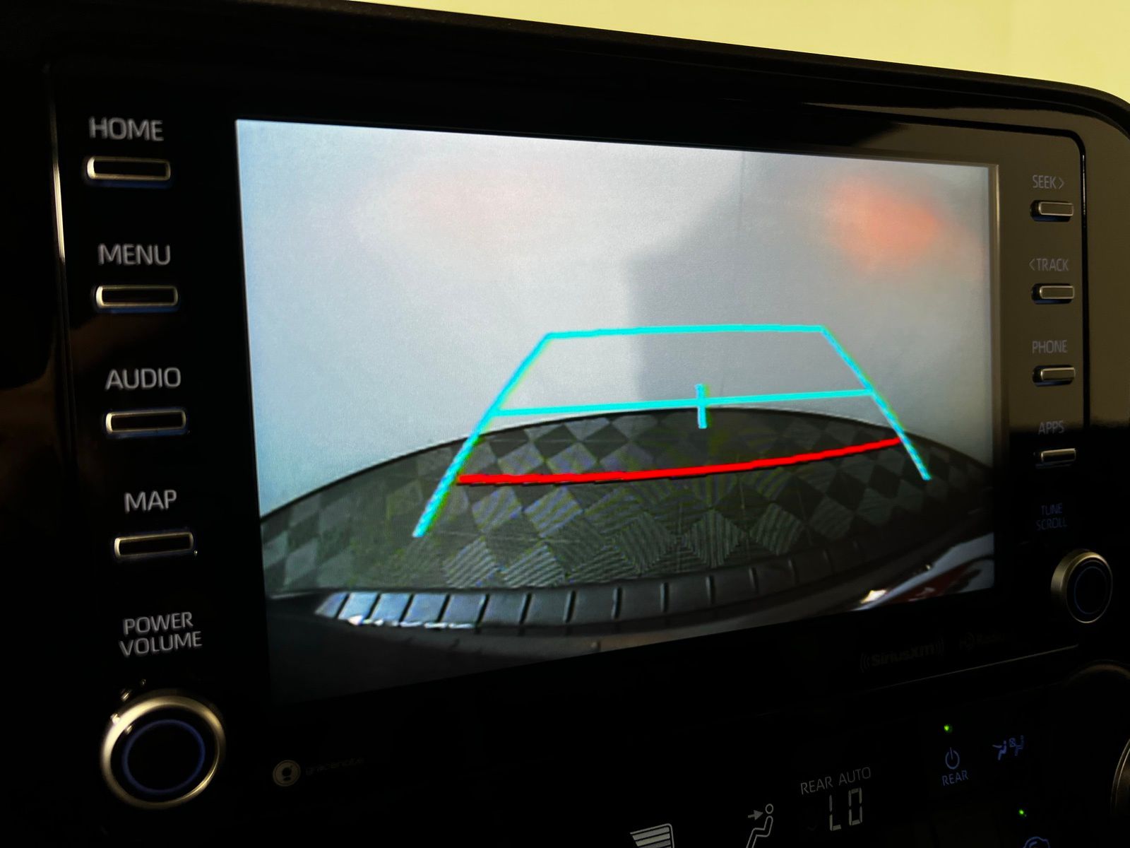 2022 Toyota Highlander XLE 16