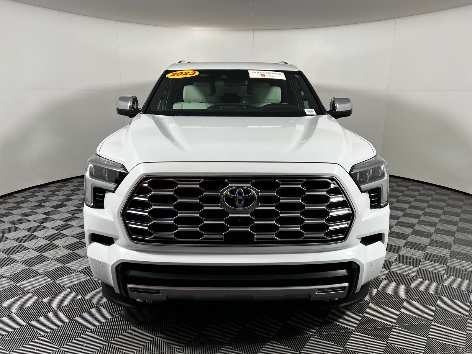 Thumbnail: 2023 Toyota Sequoia - 2