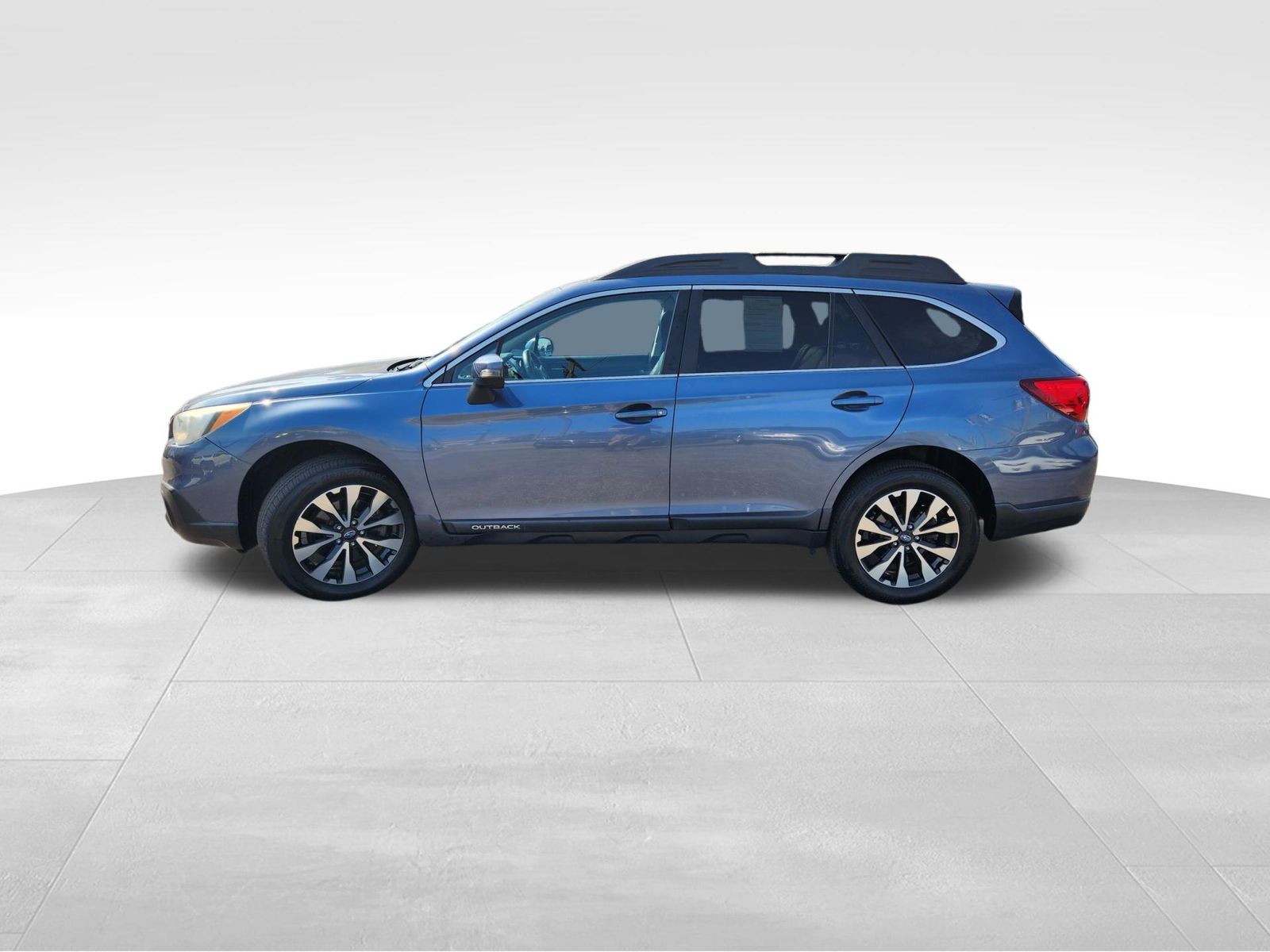 2016 Subaru Outback 2.5i 4