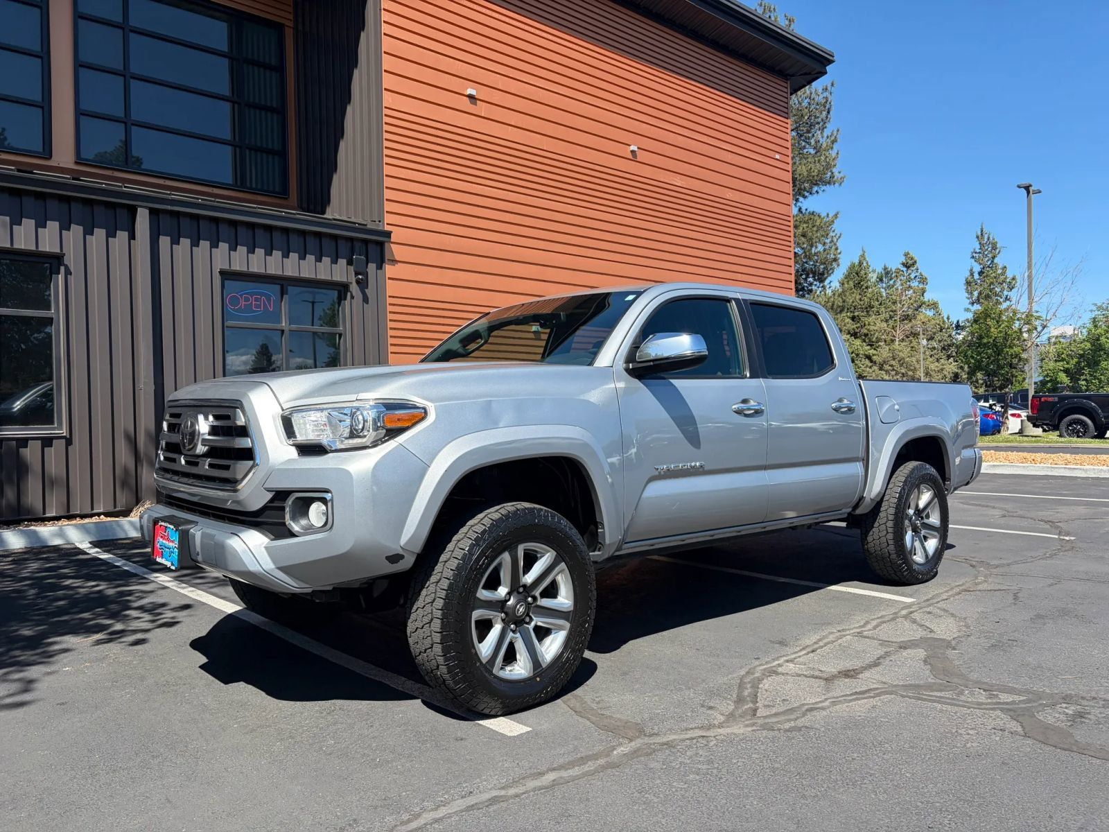 Silver Sky Metallic 2019 Toyota Tacoma Limited Double Cab 4WD Pickup Truck Four-Wheel Drive 6-Speed Automatic
