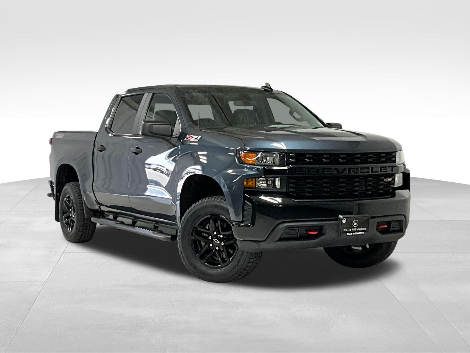 Shadow Gray Metallic 2019 Chevrolet Silverado 1500 Pickup Truck Four-Wheel Drive 6-Speed Automatic Overdrive