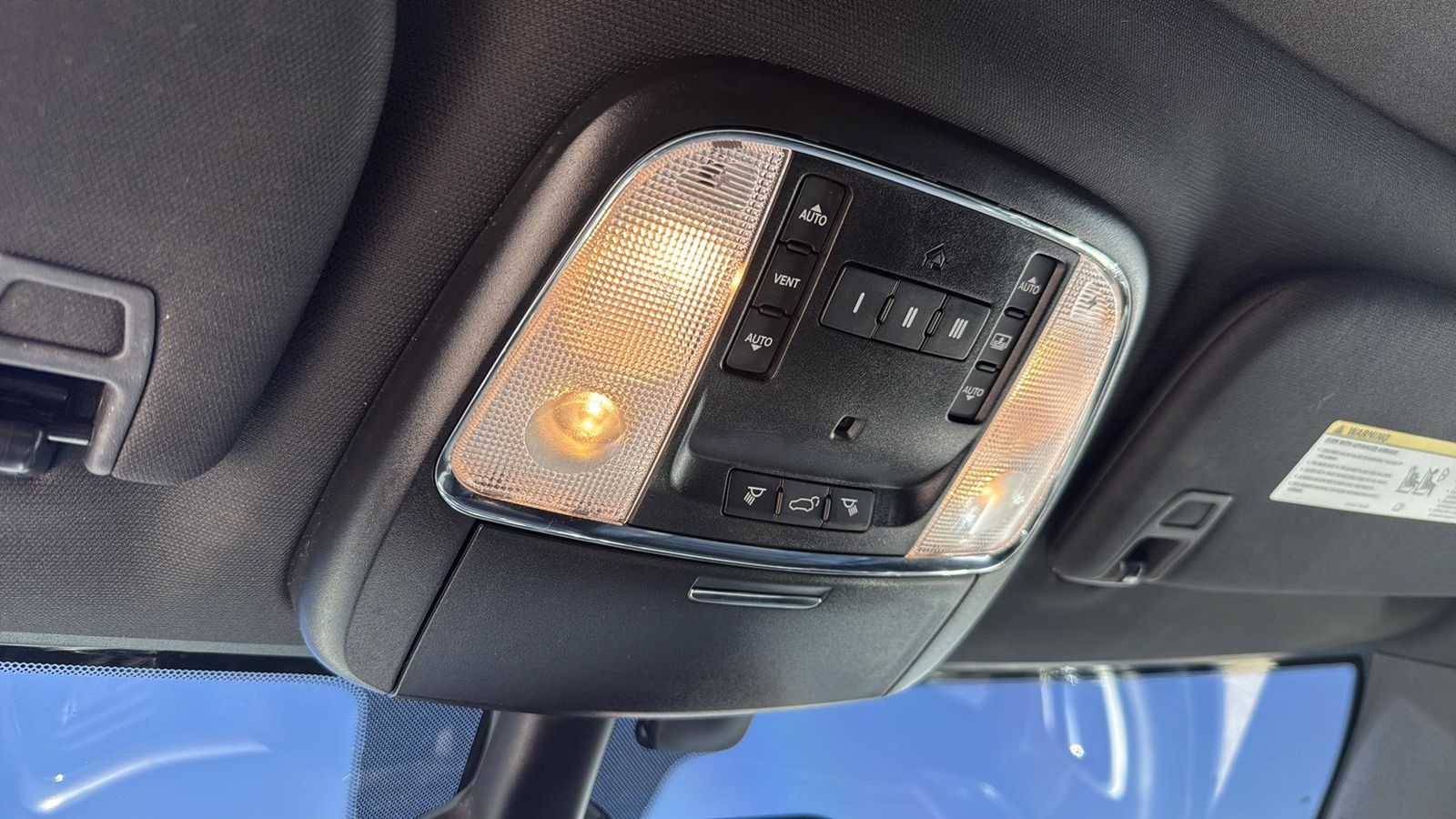 Used Car 2018 Jeep Grand Cherokee  Overland For Sale Under $25,000 In Austin, Texas