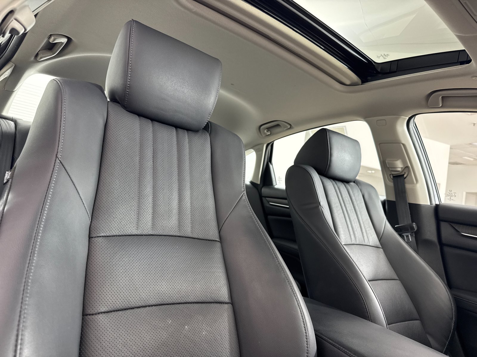 2018 Honda Accord EX-L — full photo 16 of 27