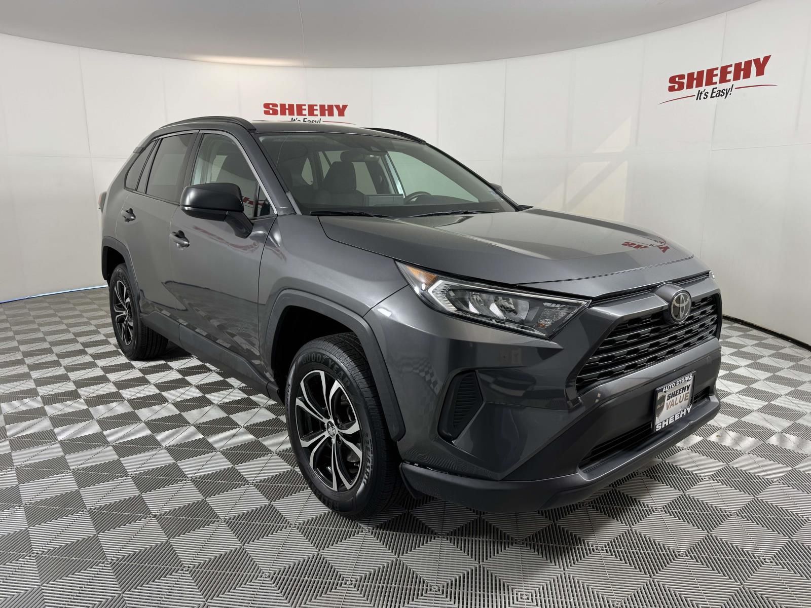 Magnetic Gray Metallic 2020 Toyota RAV4 LE FWD SUV / Crossover Front-Wheel Drive 8-Speed Automatic