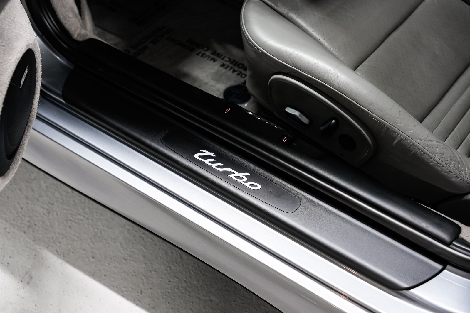 2004 Porsche 911 Turbo — photo 24