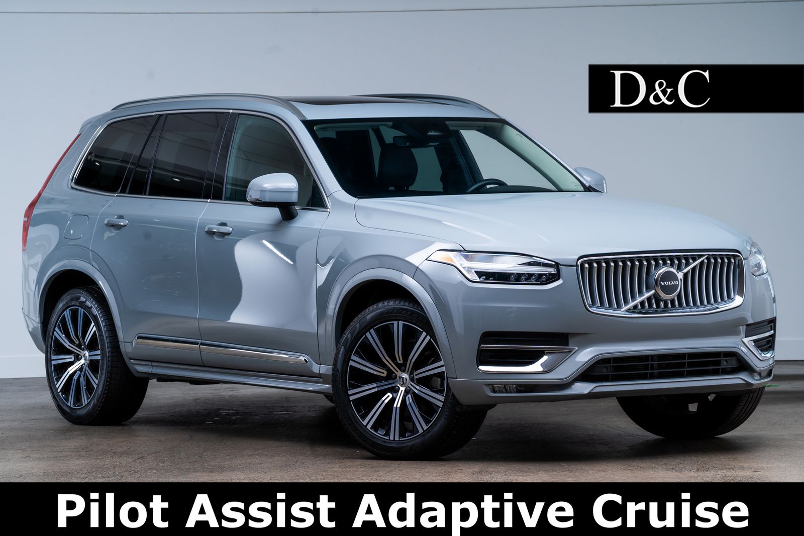 Gray (Vapour Grey Metallic) 2025 Volvo XC90 B5 Core Bright Theme AWD SUV / Crossover All-Wheel Drive Automatic