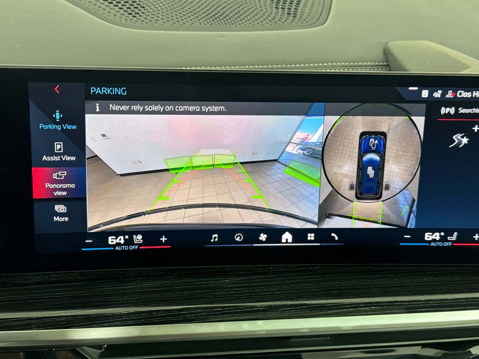 2026 BMW X7 M60i — full photo 21 of 30