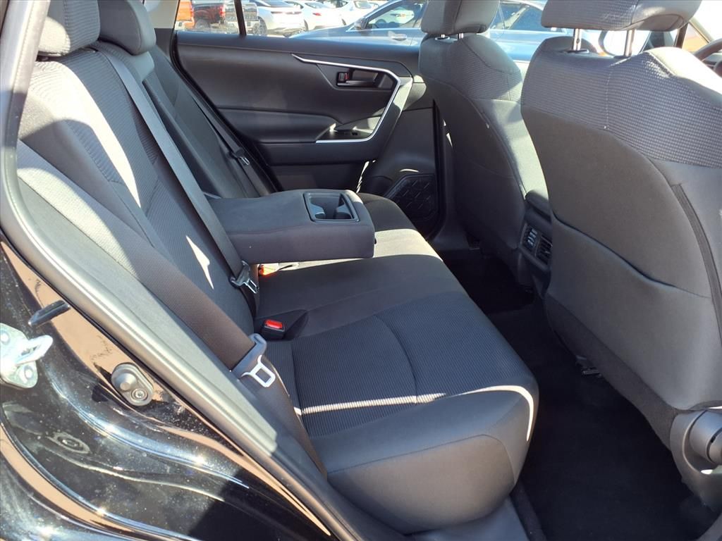 2025 Toyota RAV4 LE - 10