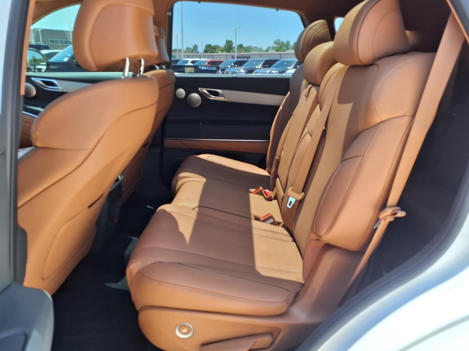 2025 Genesis GV80 3.5T Advanced White at Texan Dodge Chrysler Jeep Ram