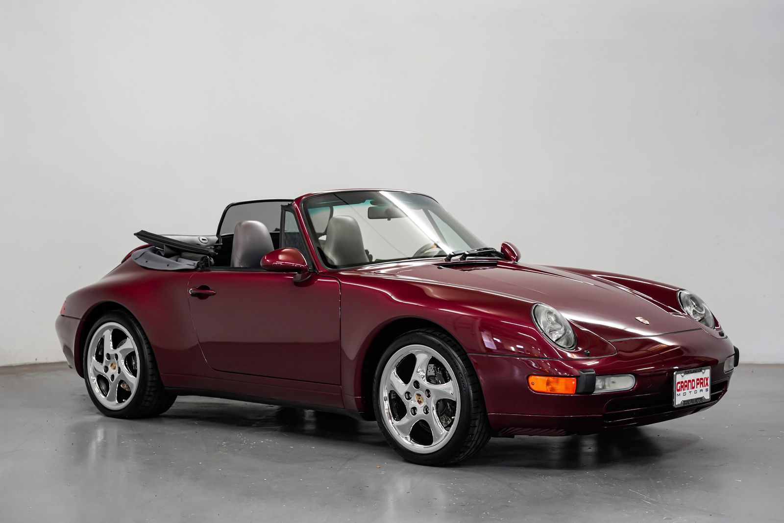 1997 Porsche 911 Carrera Cabriolet RWD