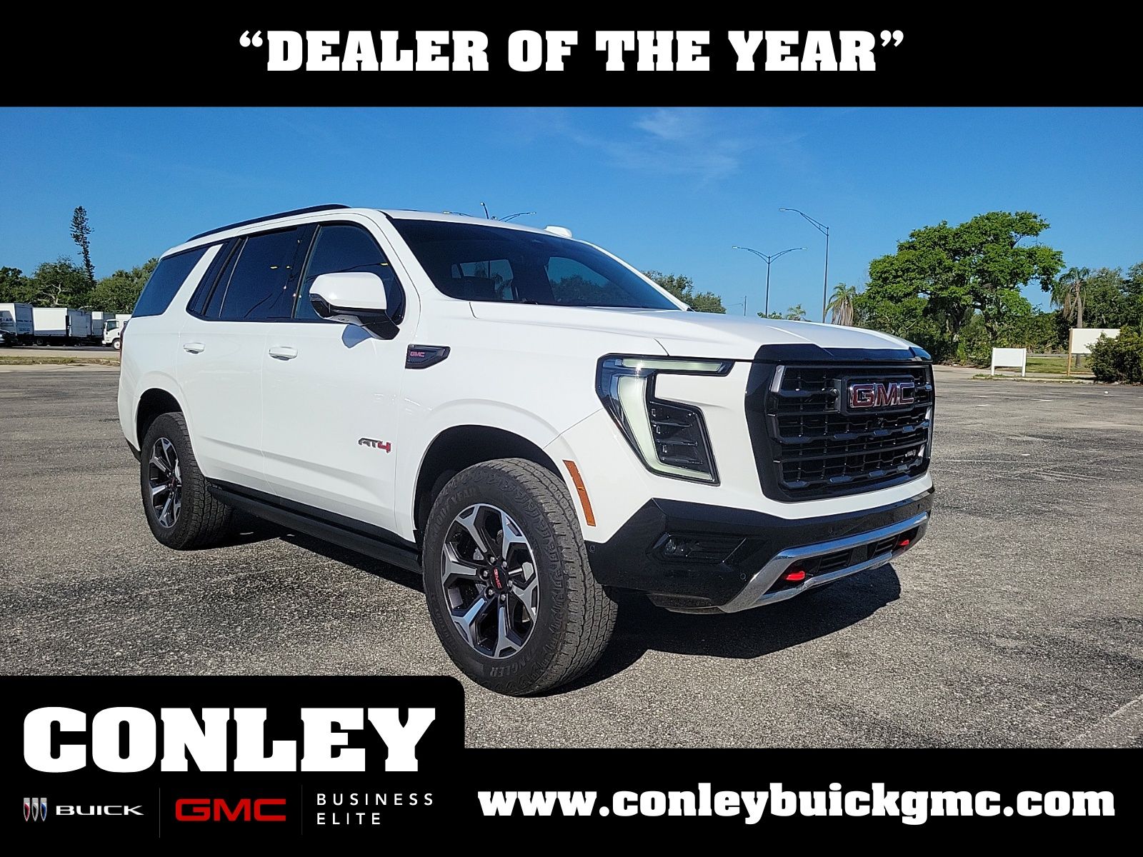 Summit White 2025 GMC Yukon AT4 Ultimate 4WD SUV / Crossover Four-Wheel Drive