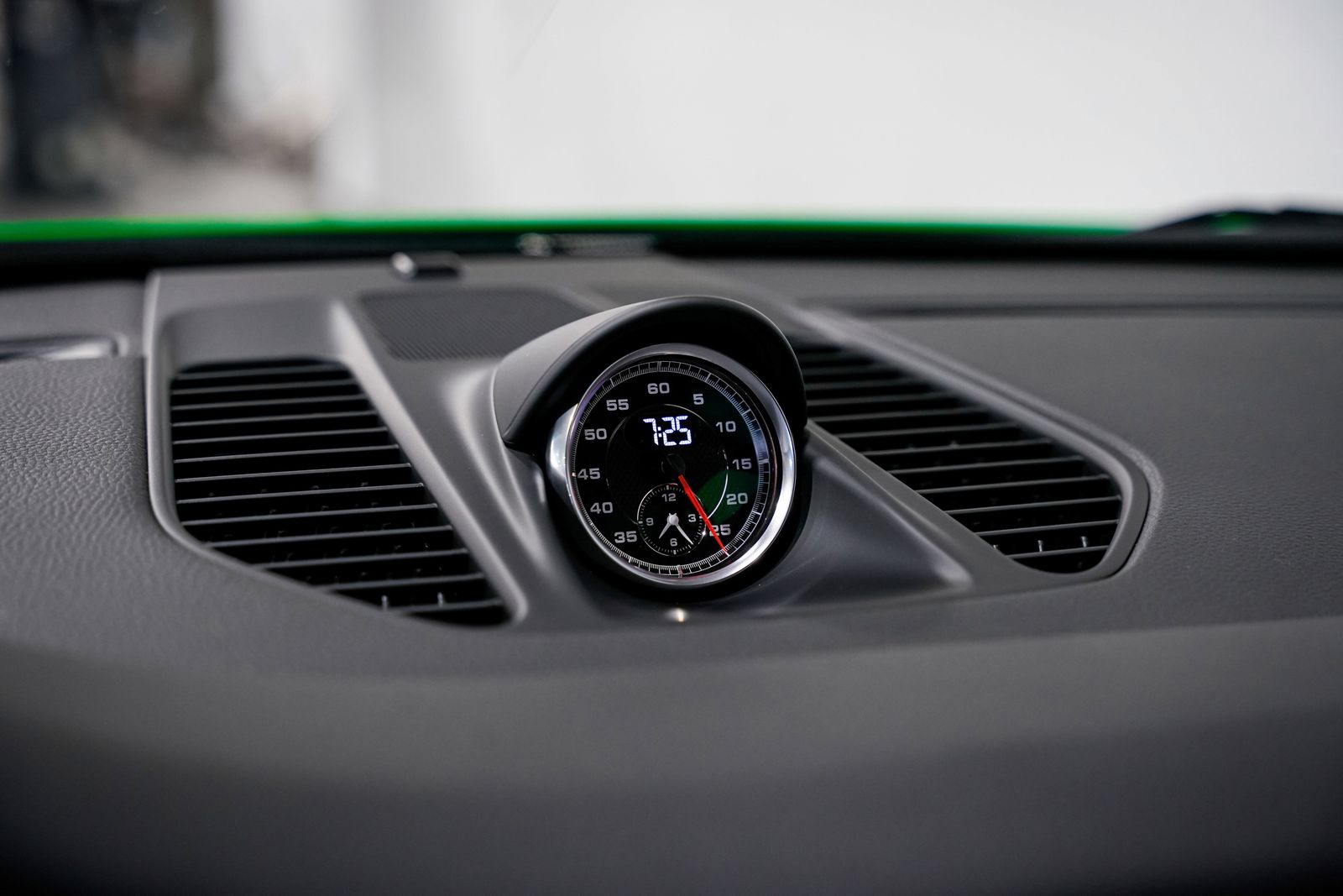 2014 Porsche 911 Carrera 4S — photo 11