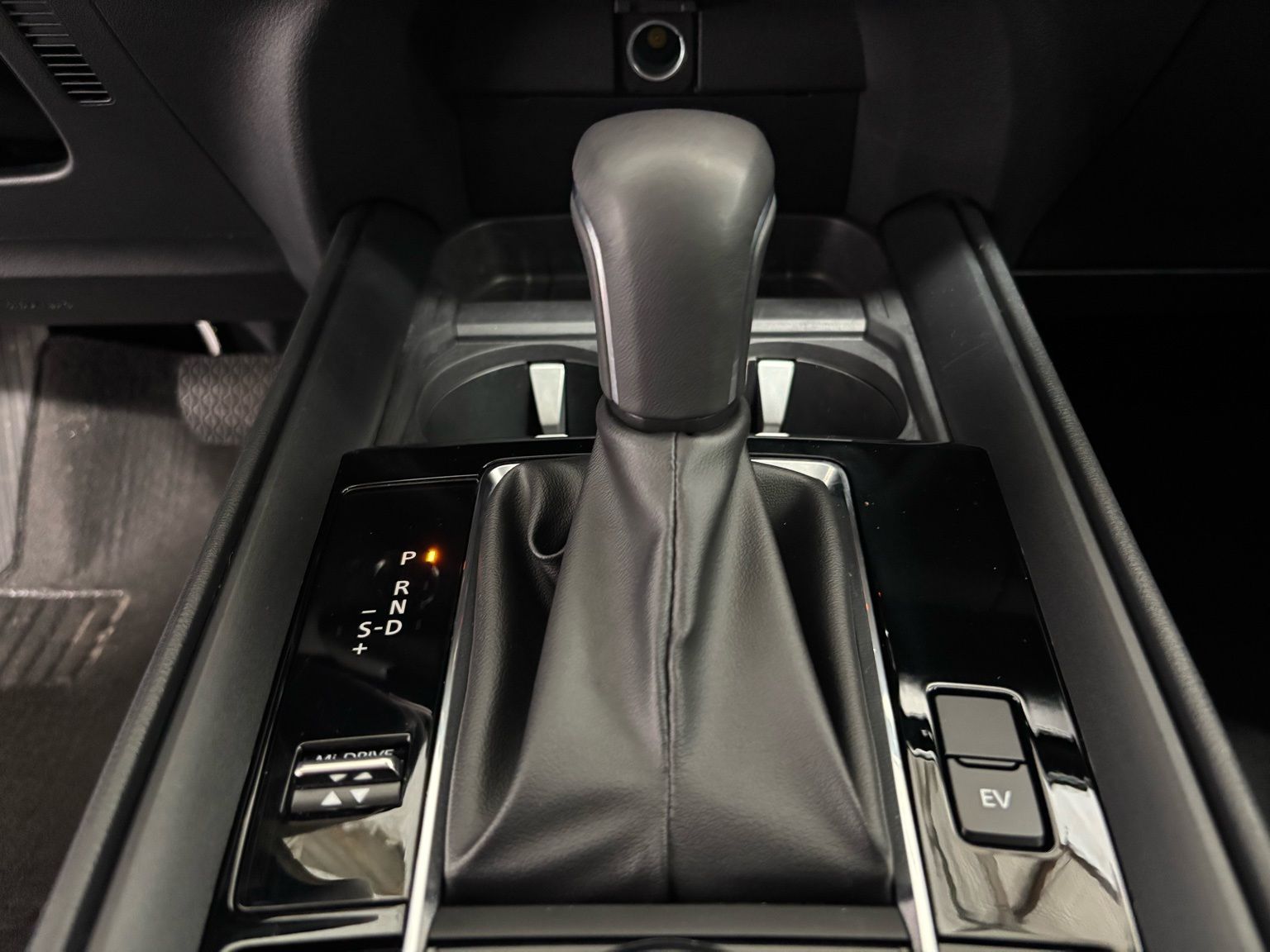 Used Car 2025 Mazda Cx-50 Hybrid  Premium Plus For Sale Under $35,000 In Austin, Texas