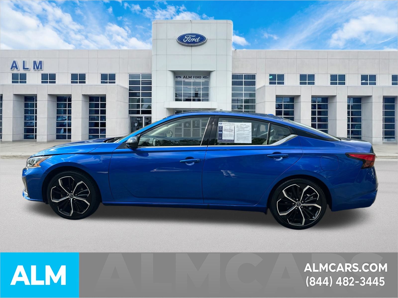 Used 2025 Blue Nissan 2.5 SR image 9
