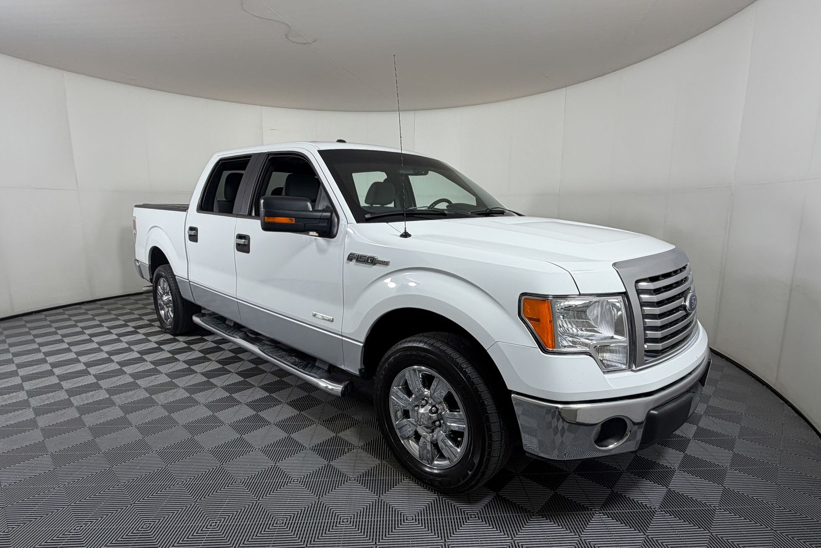 Oxford White 2011 Ford F-150 Pickup Truck 4X2 6-Speed Automatic