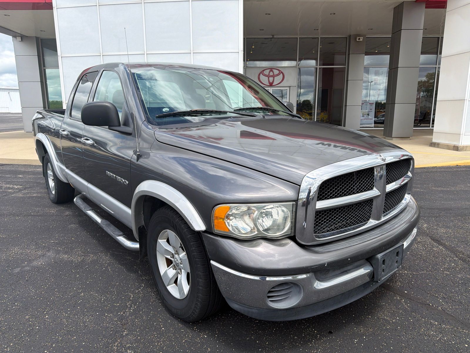 Silver 2003 Dodge RAM 1500 Pickup Truck Rear-Wheel Drive 5-Speed Automatic