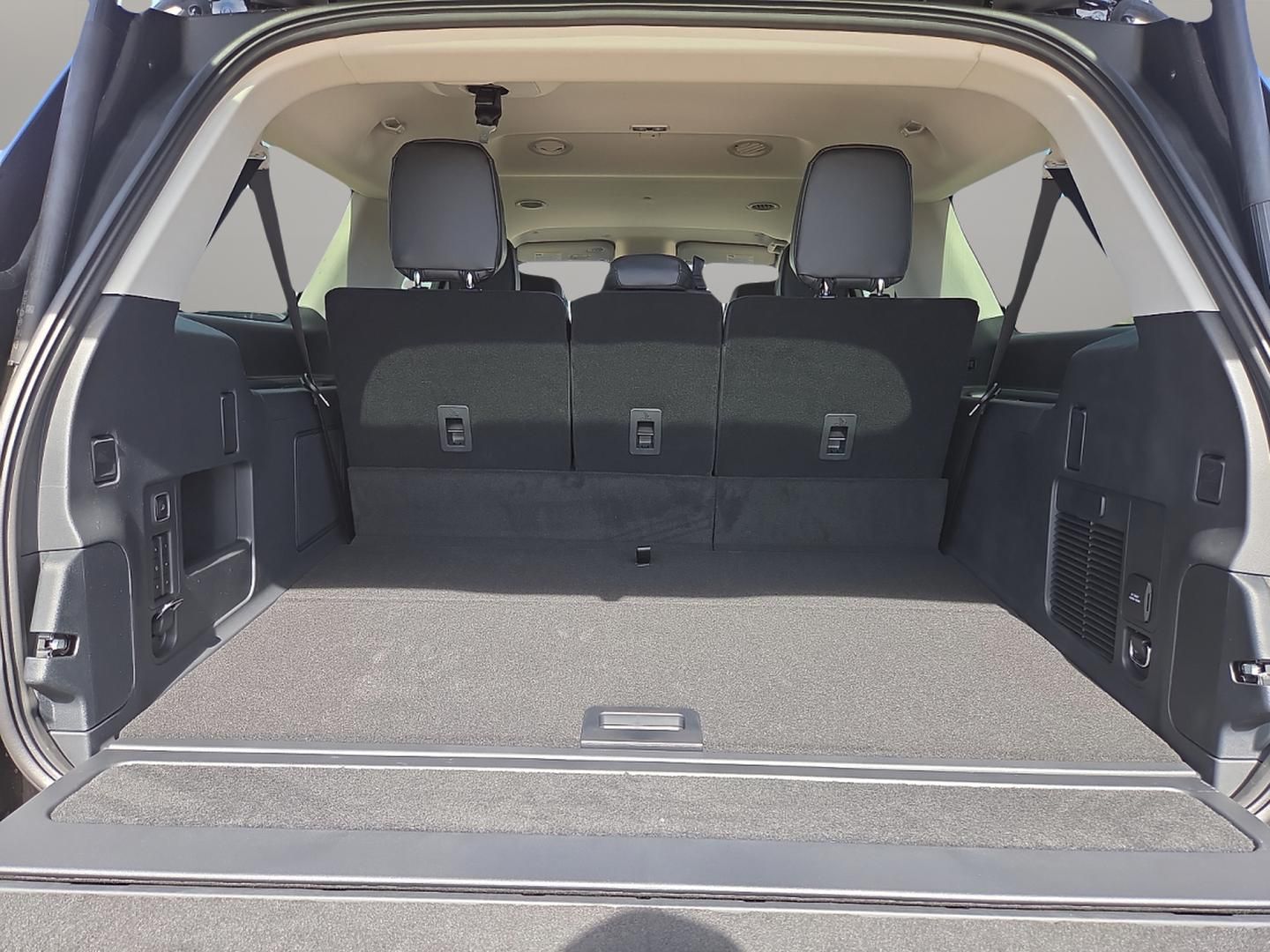 New Black Metallic 2026 Lincoln Navigator L Premiere for Sale in