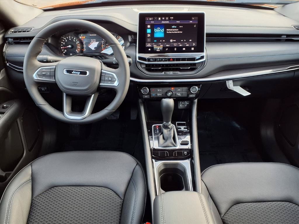 2026 Jeep Compass Latitude - 10