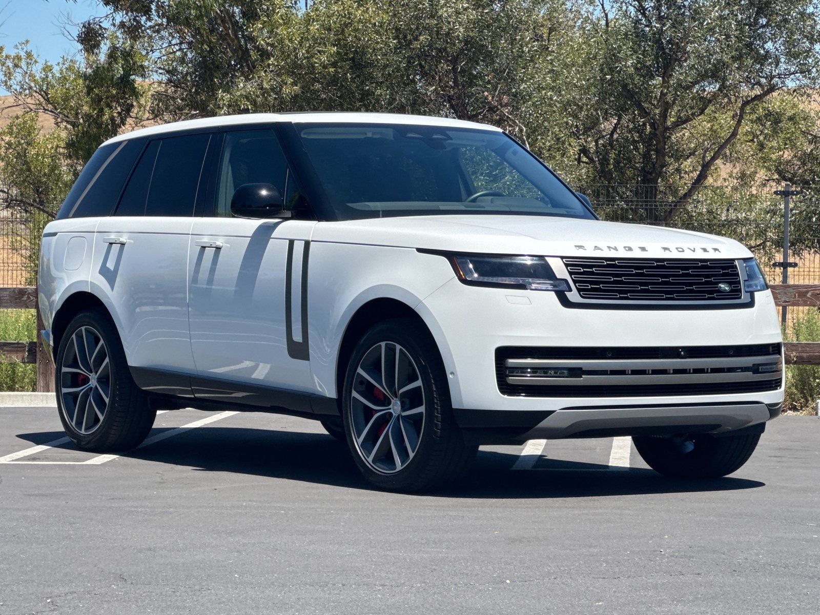 2025 Land Rover Range Rover SE - Photo 8
