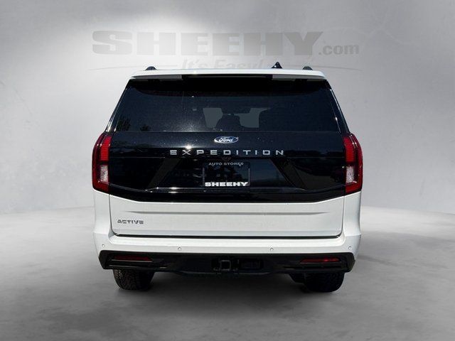 Certified Used 2025 Oxford White Ford Active image 15