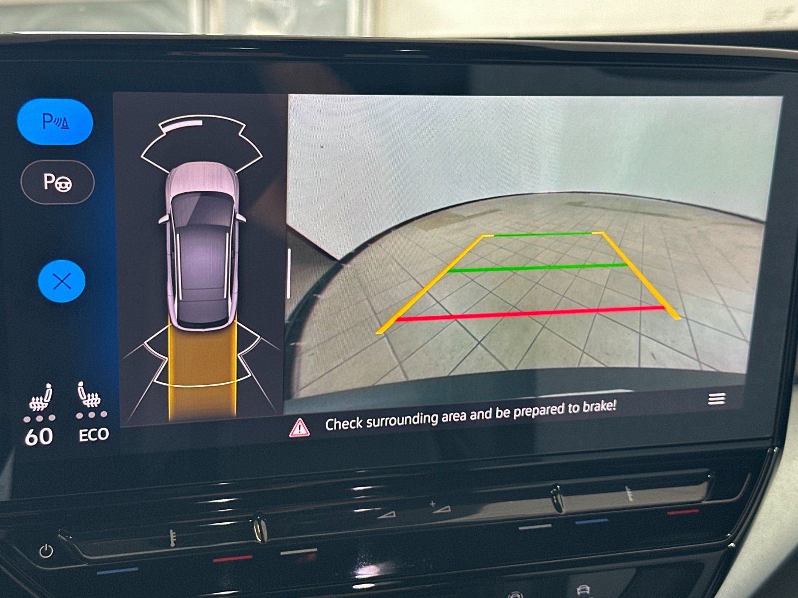 2023 Volkswagen ID.4 Pro — foto completa 20 de 28