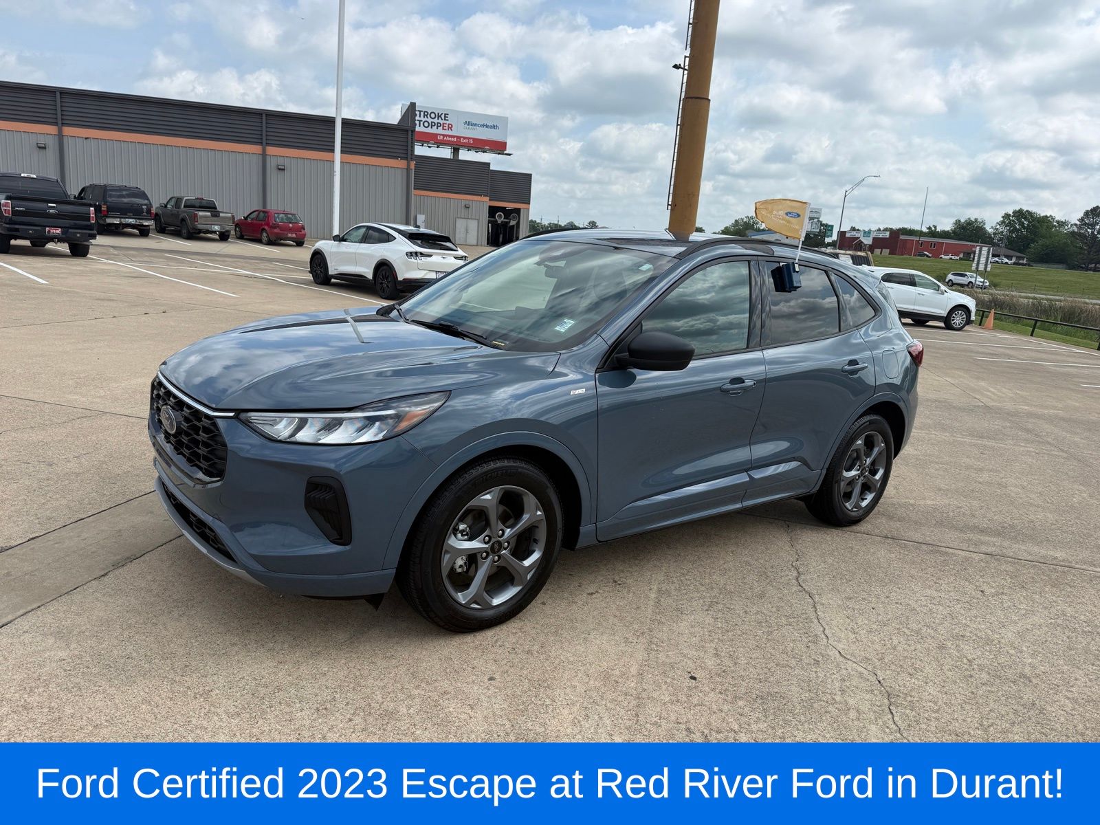 Vapor Blue Metallic 2023 Ford Escape ST-Line FWD SUV / Crossover Front-Wheel Drive 8-Speed Automatic