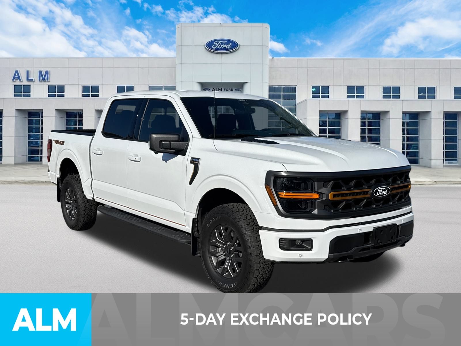 Used 2025 White Ford Tremor image 3