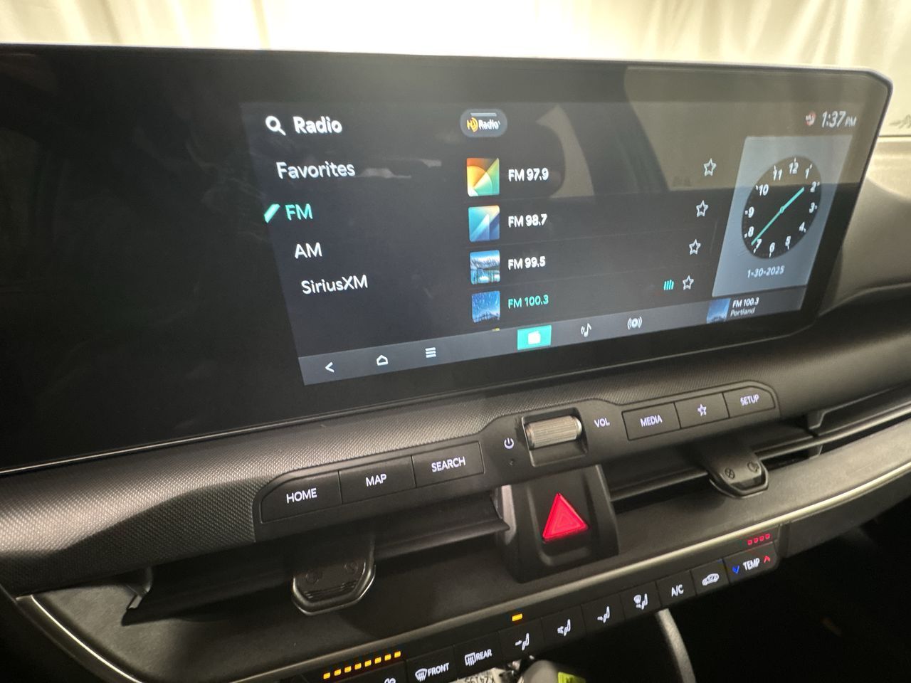 2025 Kia K4 LXS photo 18