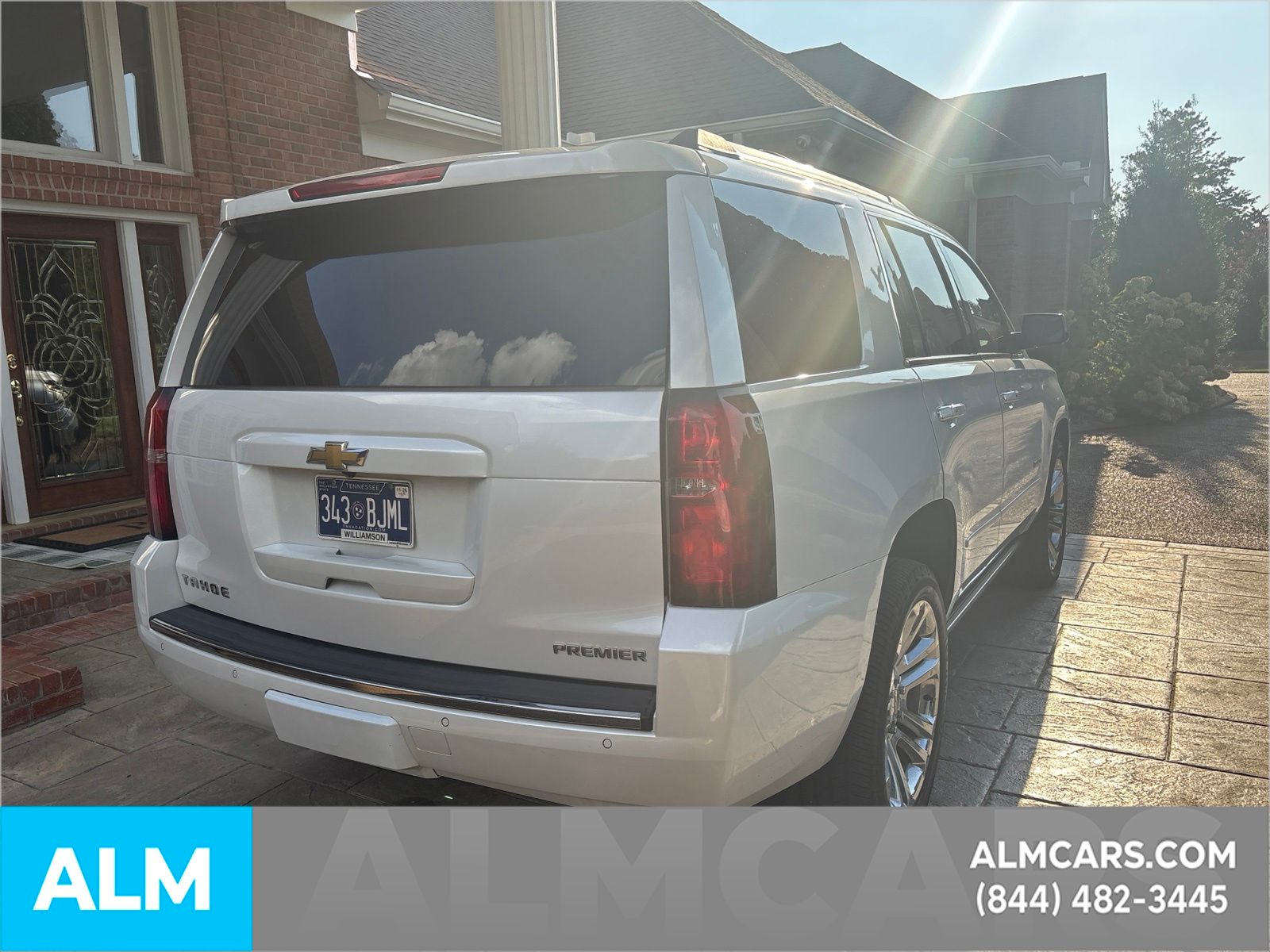 Used 2019 Iridescent Pearl Tricoat Chevrolet Premier image 9