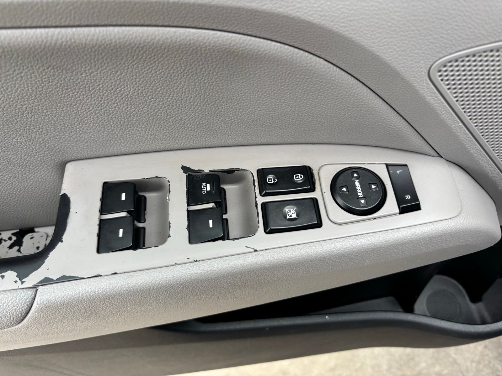 Used Car 2017 Hyundai Elantra  Limited For Sale Under $10,000 In Austin, Texas