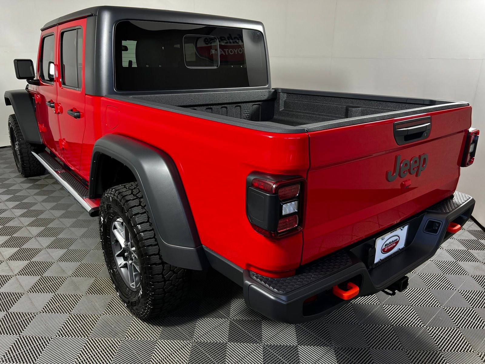 Thumbnail: 2025 Jeep Gladiator - 7