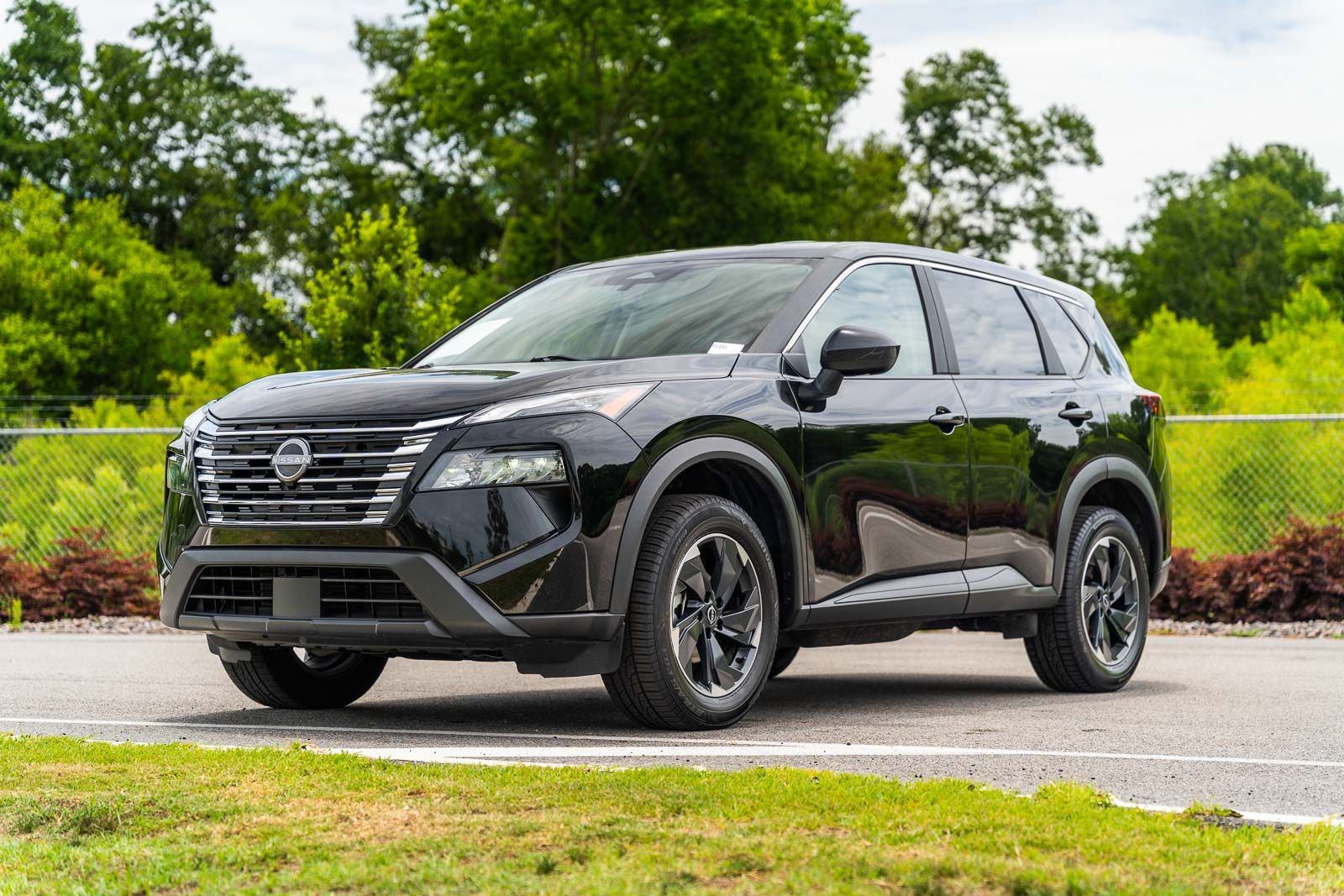 Used 2024 Nissan Rogue SUV